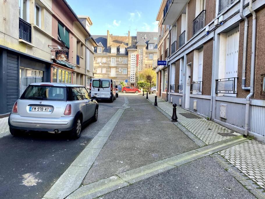 L'Appartement De La Place Saint-Valery-en-Caux Extérieur photo